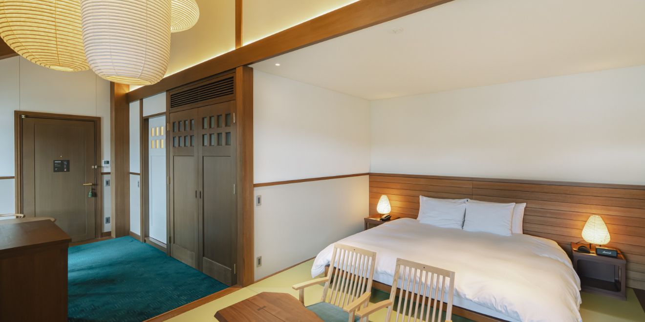 JAPANESE BALCONY KING